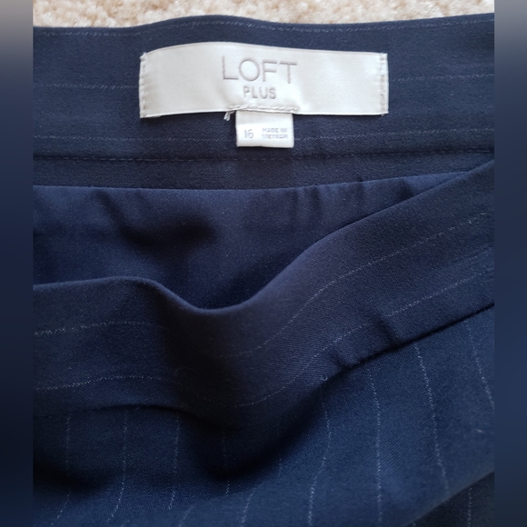 Navy Pinstriped Skirt - Picture 3 of 4